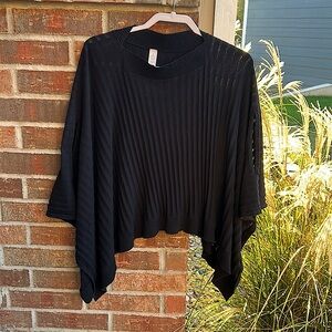 Lululemon Ladies O/S Black Ribbed Poncho~please read!